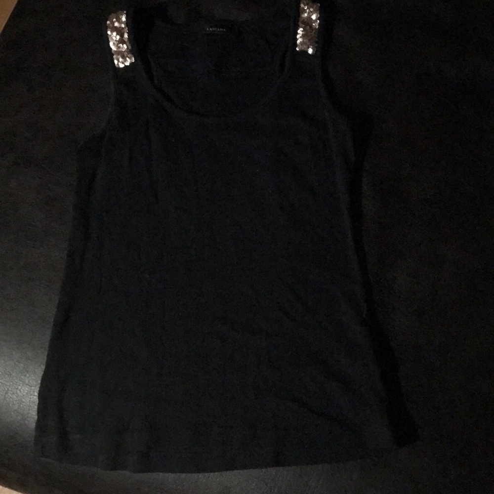 nice black and gold tank top